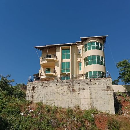 Dev Anand Villa ماهاباليشوار المظهر الخارجي الصورة